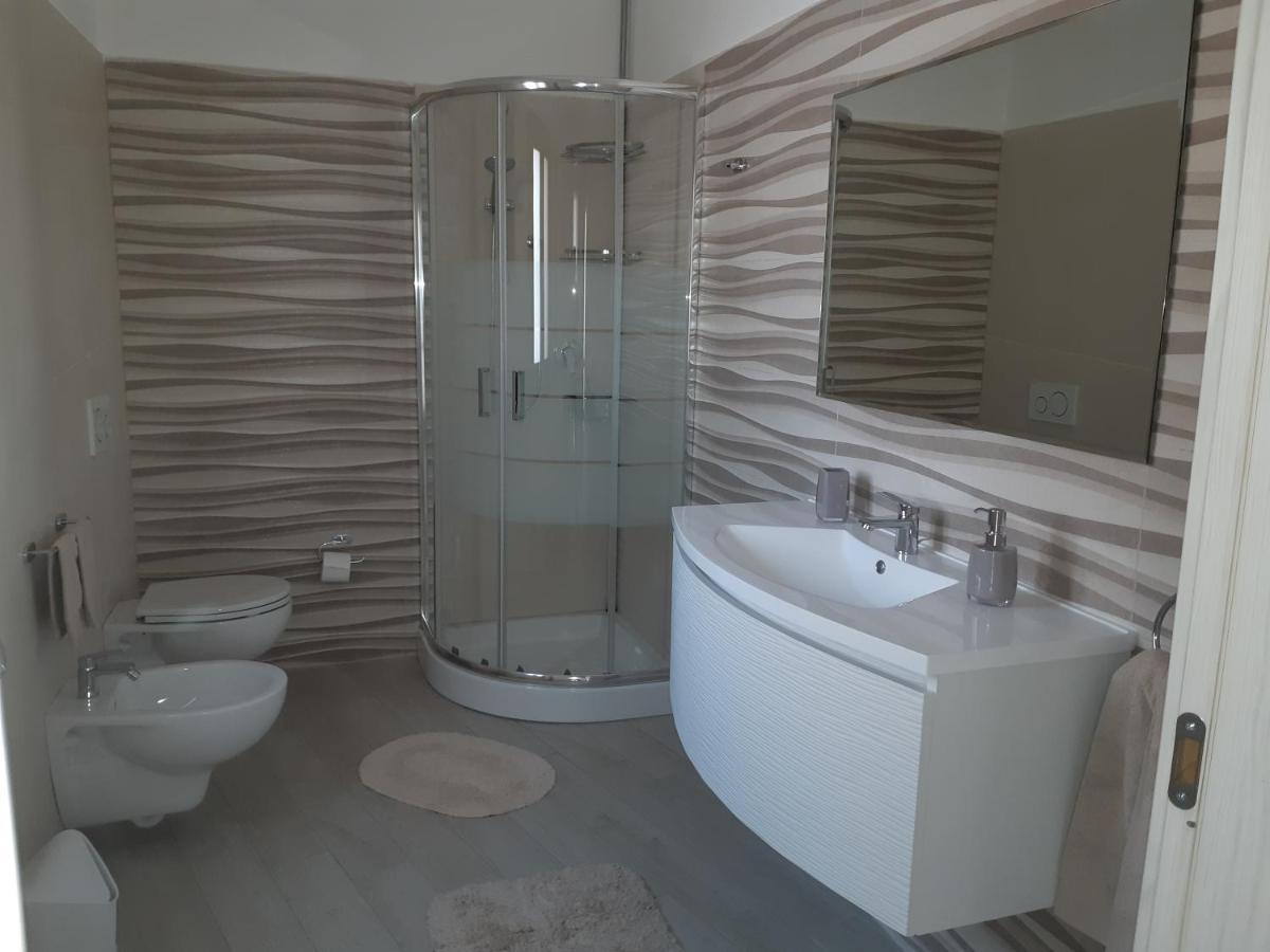B&B La Genuina Guspini Luaran gambar