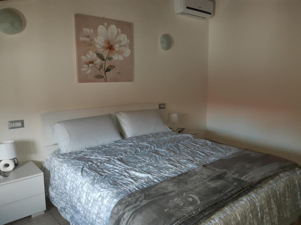 B&B La Genuina Guspini Luaran gambar