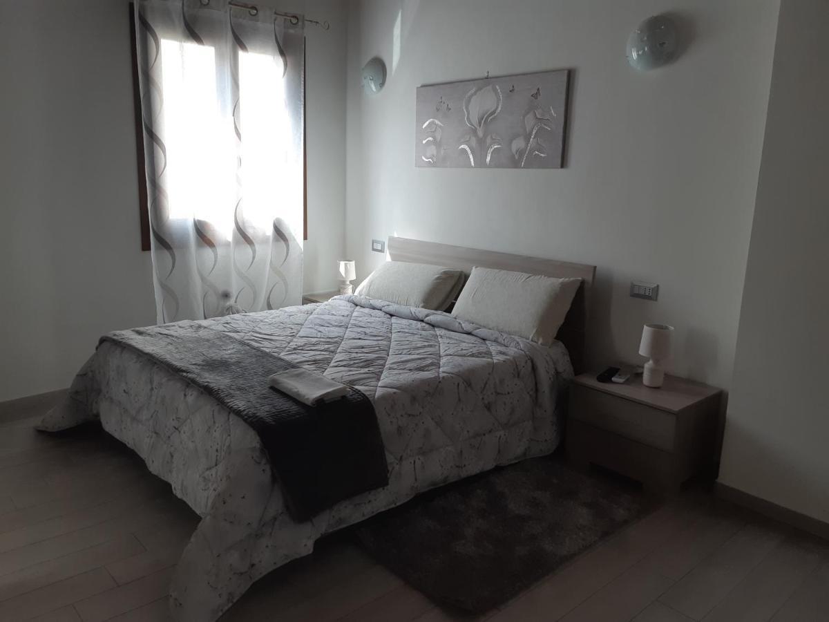 B&B La Genuina Guspini Luaran gambar