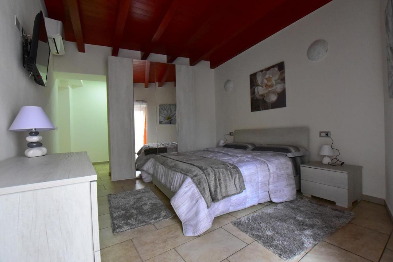 B&B La Genuina Guspini Luaran gambar