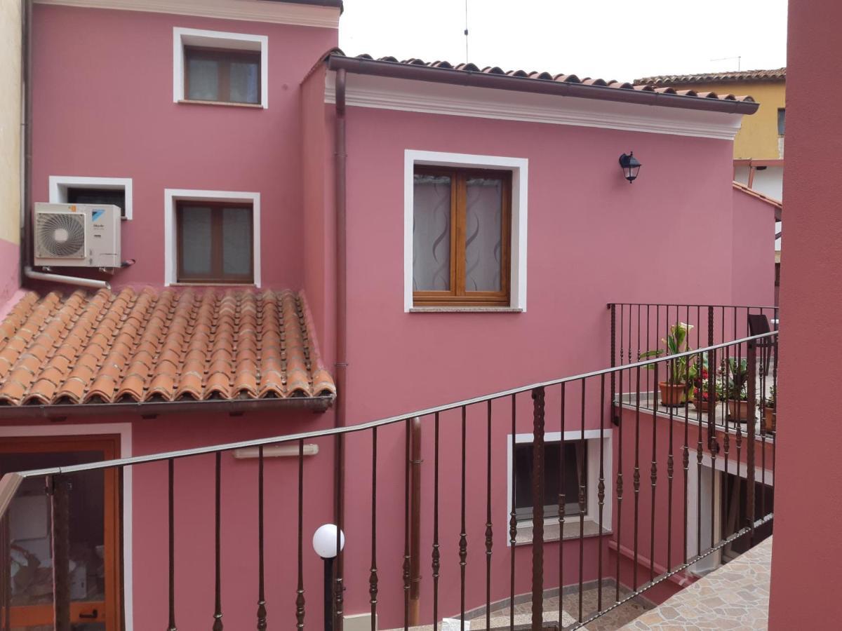 B&B La Genuina Guspini Luaran gambar